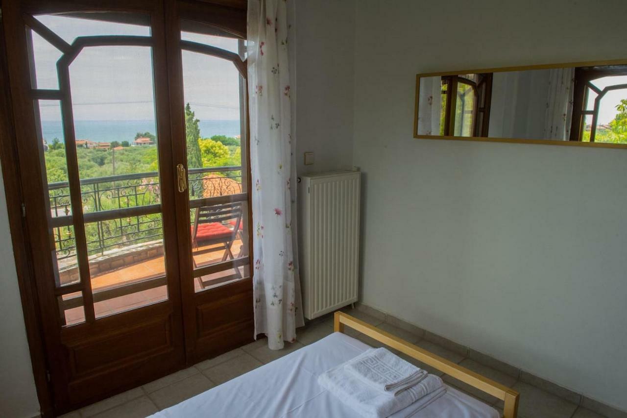 Villa Anna Nea Skioni Exteriör bild