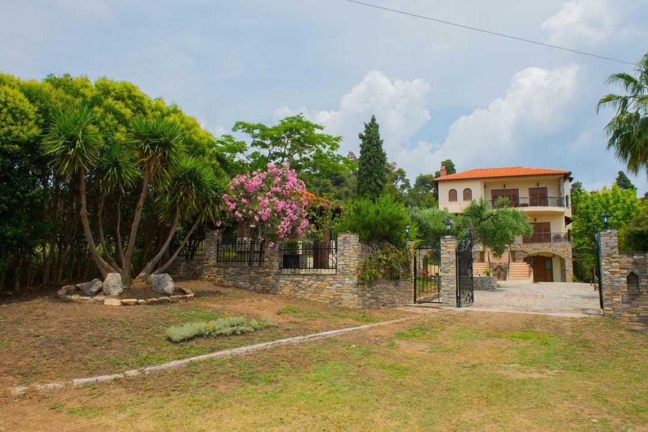 Villa Anna Nea Skioni Exteriör bild
