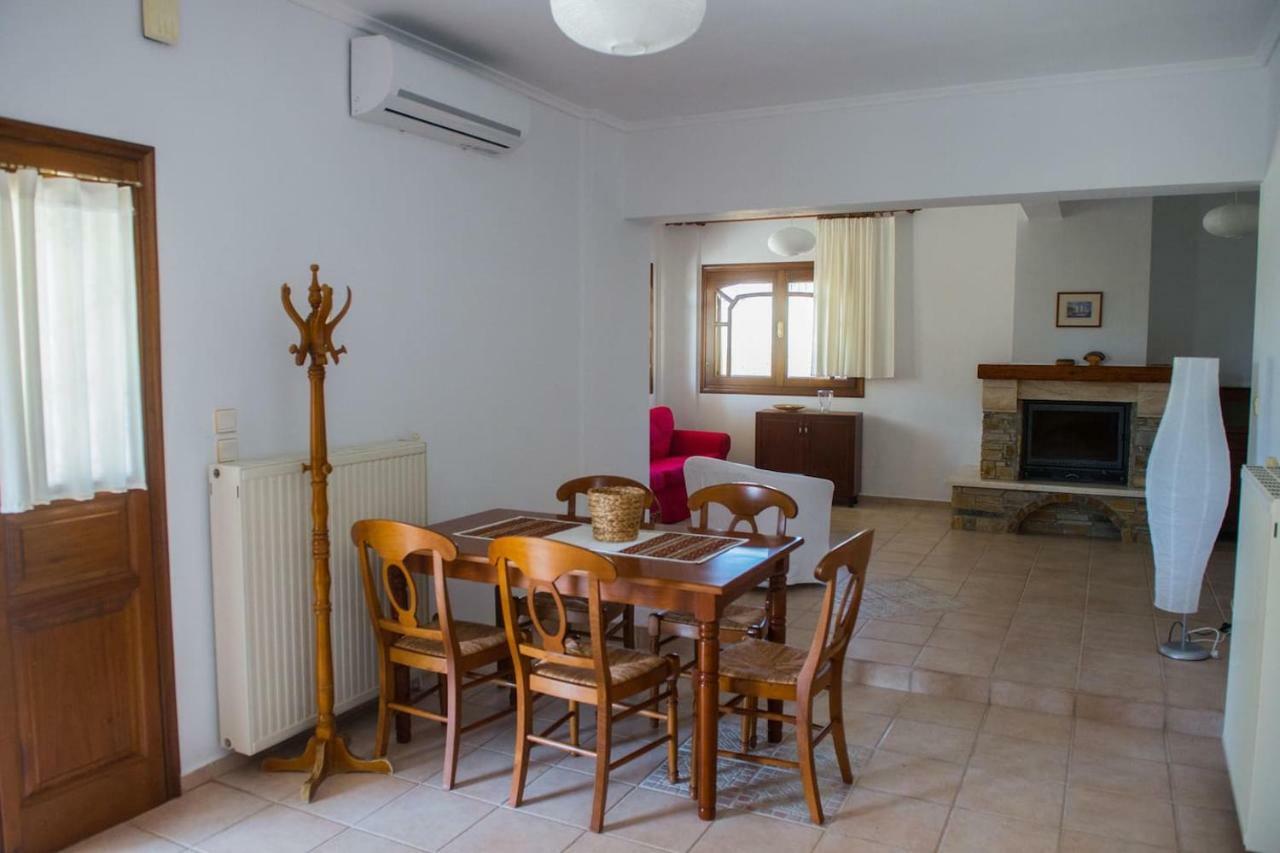 Villa Anna Nea Skioni Exteriör bild